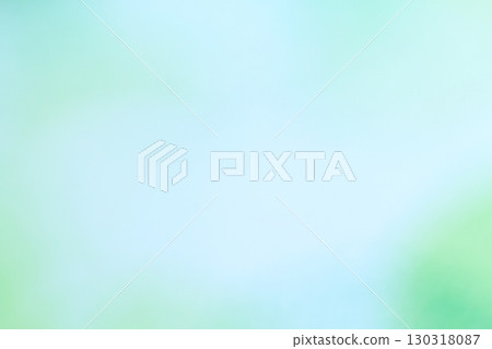 柔和的綠色和藍色色調的柔和的抽象的背景 130318087