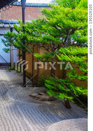 【京都風光】龍源院:獨特而令人印象深刻的禪宗花園 【京都風光】龍源院:獨特而令人印象深刻的禪宗花園 130320105