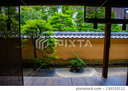 【京都風光】龍源院：獨特而令人印象深刻的禪宗花園 130320112