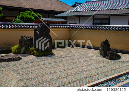 【京都風光】龍源院：獨特而令人印象深刻的禪宗花園 130320135