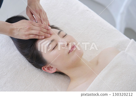 Female Facial Beauty Female Facial Beauty 130320212