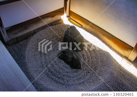 【京都風光】龍源院：獨特而令人印象深刻的禪宗花園 130320401