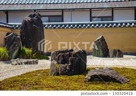 【京都風光】龍源院：獨特而令人印象深刻的禪宗花園 130320418