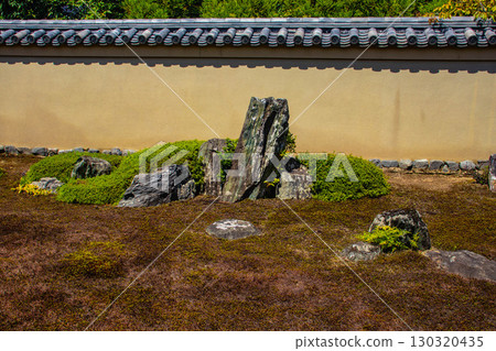 【京都風光】龍源院：獨特而令人印象深刻的禪宗花園 130320435