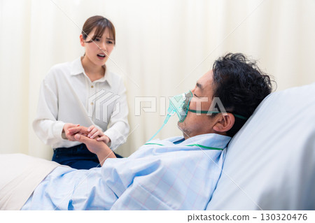 男子使用呼吸機，家人被緊急送往醫院 130320476