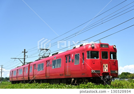 Meitetsu Hiromi Line 6000 series train 6012 running under the blue sky Meitetsu Hiromi Line 6000 series train 6012 running under the blue sky 130320934