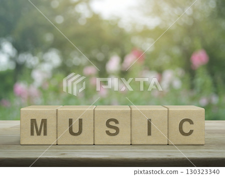 Business music online concept Business music online concept 130323340