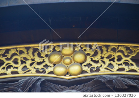 梅花紋章（大阪府大阪市北區西東龍門大阪天滿宮） 130327020