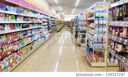 Drug store 130327297