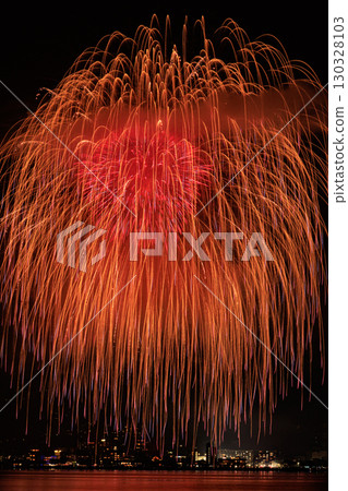 諏訪湖煙火大會 130328103
