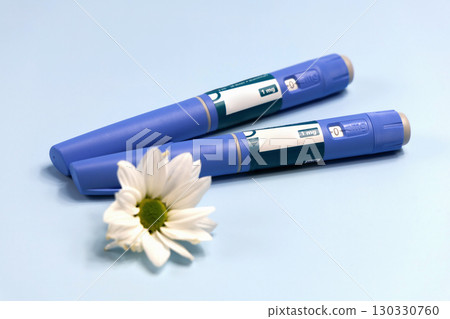 Insulin injection pen or insulin cartridge pen for diabetics and weight loss. Insulin injection pen or insulin cartridge pen for diabetics and weight loss. 130330760