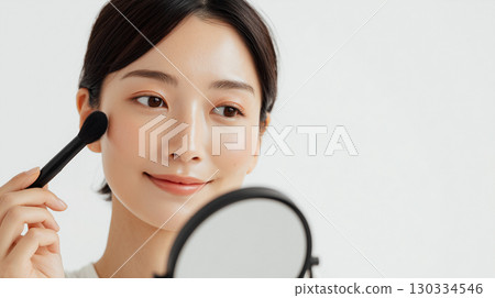 美麗的日本女人化妝 美麗的日本女人化妝 130334546