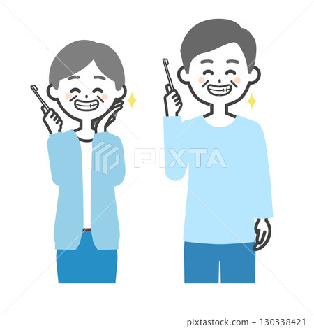 圖解：一位老年男士和一位老年女士拿著牙刷，露出牙齒微笑 130338421