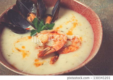 cream soup, chowder with mussels and shrimp, American cuisine, homemade, no people, 130341201
