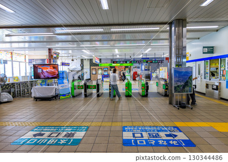 Kisarazu City, Chiba Prefecture, JR Kisarazu Station (ticket gate) Kisarazu City, Chiba Prefecture, JR Kisarazu Station (ticket gate) 130344486