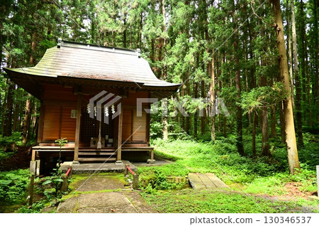 Hanamaki Mikumari Shrine, blessed with abundant spring water Hanamaki Mikumari Shrine, blessed with abundant spring water 130346537