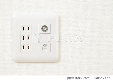 Multimedia outlet Multimedia outlet 130347166