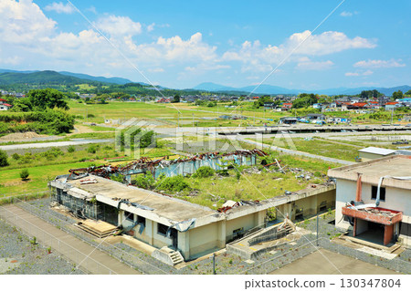 宮城縣:藍天美景與災區 宮城縣:藍天美景與災區 130347804
