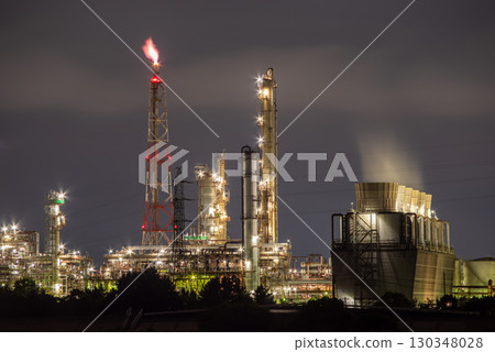 "Night view of Yokkaichi factories" Isozu Pier and Showa Yokkaichi Oil 130348028