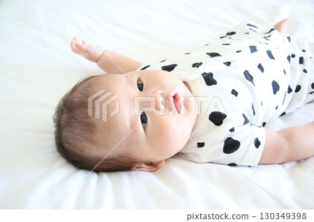 3個月大的嬰兒 130349398