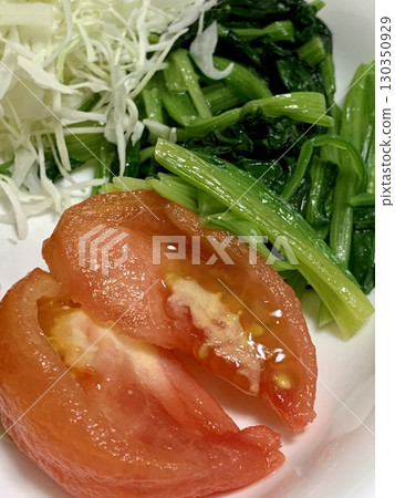 Tomato   130350929
