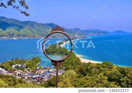 Amanohashidate, one of Japan's Three Most Viewed Places (Miyazu City, Kyoto Prefecture) 130351577