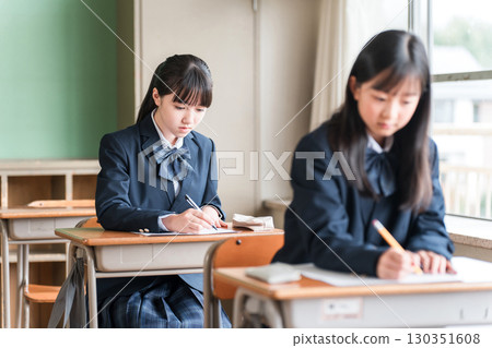 入學考試圖片,考試,考試,考試,國家中心考試 入學考試圖片,考試,考試,考試,國家中心考試 130351608