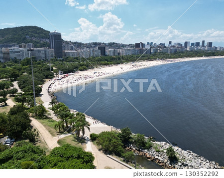 裡約熱內盧 Praia de Botafogo 海灘的鳥瞰圖 130352292