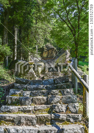 妙見神社(岐阜縣下呂市)岩屋岩影遺址 妙見神社(岐阜縣下呂市)岩屋岩影遺址 130352789