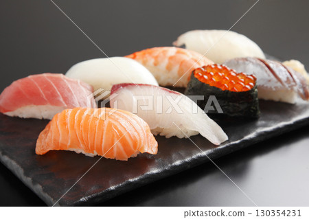Hand-rolled sushi Hand-rolled sushi 130354231