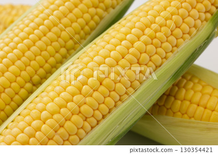 Fresh and sweet corn Fresh and sweet corn 130354421