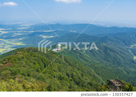 從筑波山山頂和筑波山纜車(女體山)看到的夏季景色 從筑波山山頂和筑波山纜車(女體山)看到的夏季景色 130357427