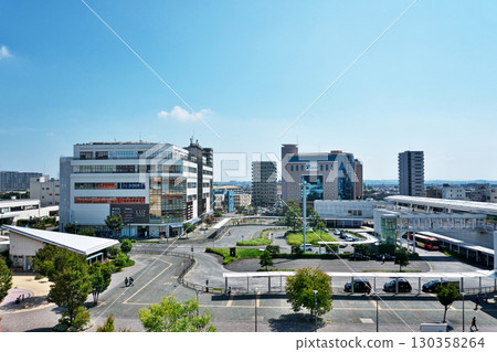 從湘南Terrace Mall看到的辻堂站週邊地區（夏季、8月） 130358264