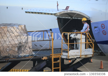 aircraft cargo hold aircraft cargo hold 130358336