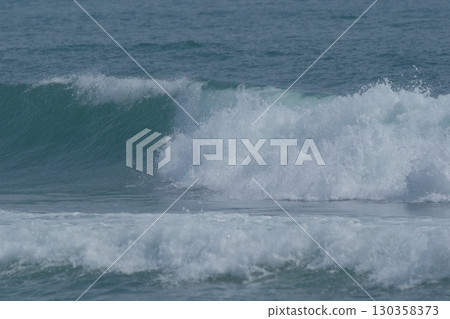 海浪衝擊湘南 海浪衝擊湘南 130358373