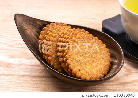 Thinly baked biscuits Thinly baked biscuits 130359046