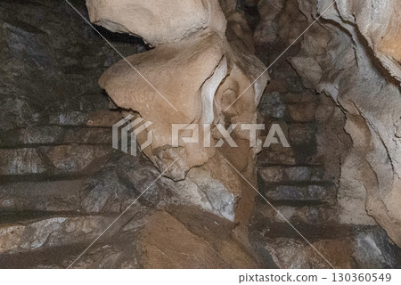 繩文洞窟內部（岐阜郡郡上市） 130360549