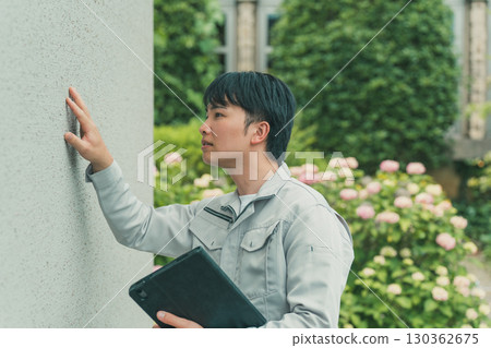 Exterior walls of houses and contractors Exterior walls of houses and contractors 130362675