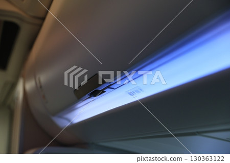 飛機行李置物櫃 130363122