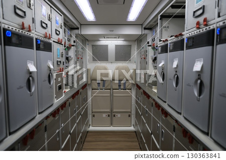 飛機廚房 飛機廚房 130363841