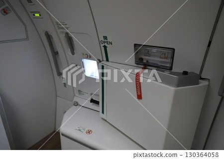 飛機逃生門 130364058