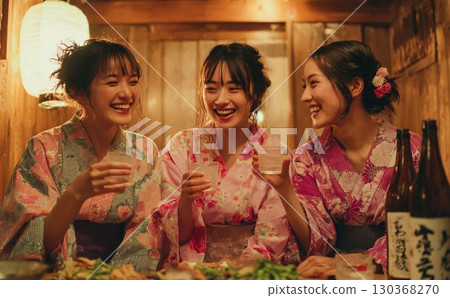 女生的清酒聚會 - 照片風格插畫001 130368270