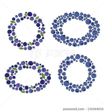 Blueberries oval and circle round frame set, vector illustration. Hand drawn graphic line berries. Vintage style design. Organic food, healthy food. 130369058