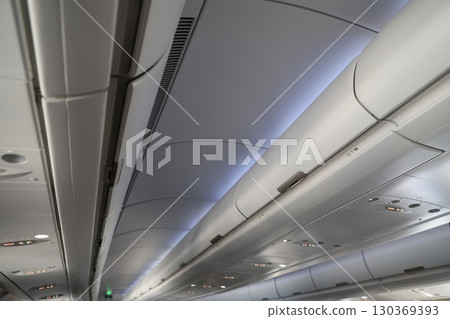飛機 130369393
