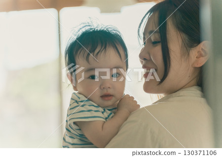 baby, infant, a cuddle 130371106