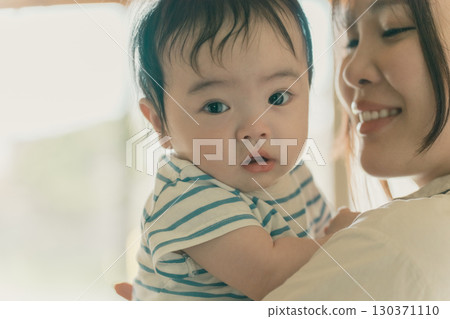 baby, infant, a cuddle 130371110