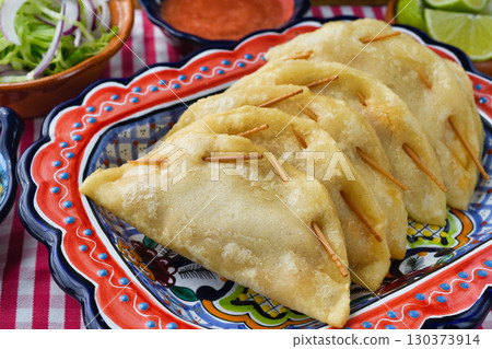 Pescadillas (Pescadillas) Mexican food 130373914