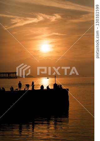 Beautiful sunset in Tamsui, New Taipei City, Taiwan 130381599