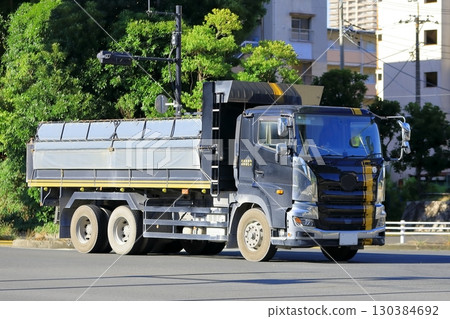 自卸車圖像 130384692