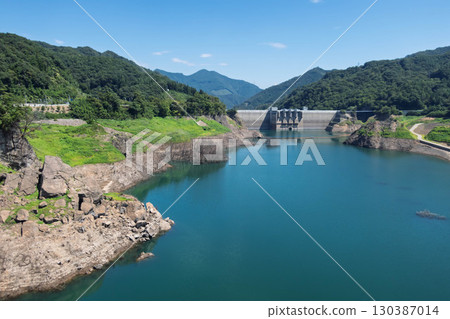 Yamba Dam during a drought 130387014